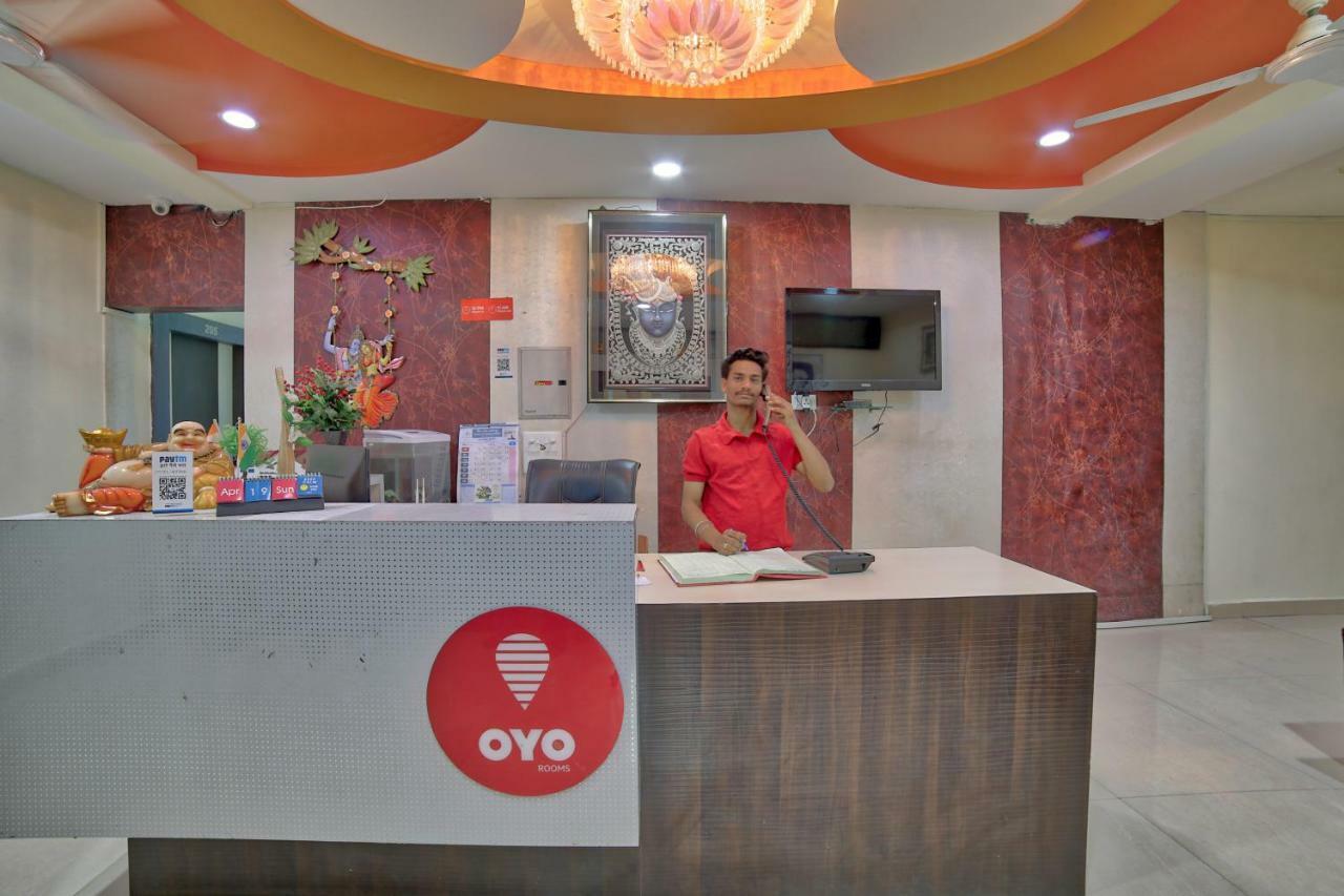 Oyo 35538 호텔 리샤 Chandrapur 외부 사진